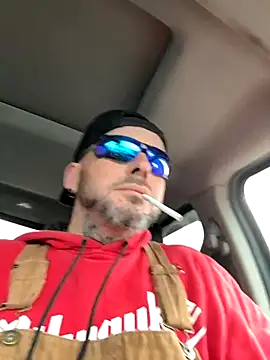 Snapshot of ontarioman401 chatting on November 21, 8:07 pm ontarioman401 online show from November 21, 8:07 pm