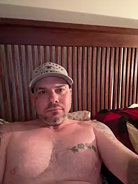 Snapshot of ontarioman401 chatting on March 8, 2:59 am ontarioman401 online show from March 8, 2:59 am