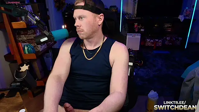 Snapshot of twunkdean chatting on January 14, 12:05 am twunkdean online show from January 14, 12:05 am