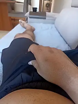 HighbrowThicket online show from December 19, 1:18 pm