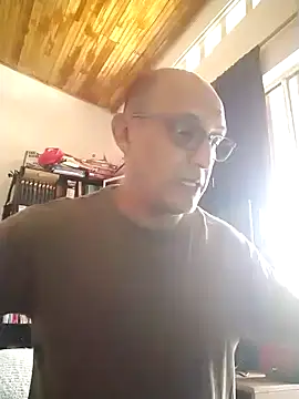 Snapshot of jorge406 chatting on April 26, 3:21 pm jorge406 online show from April 26, 3:21 pm