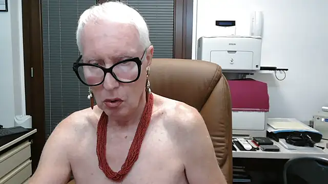 ROBY SWEETHOT online show from September 13, 10:09 pm