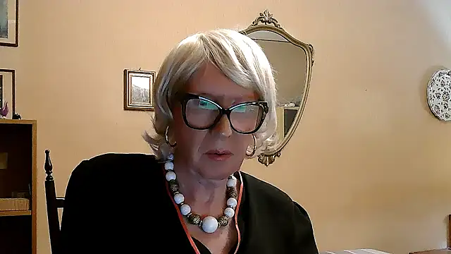 ROBY SWEETHOT online show from September 29, 11:09 pm