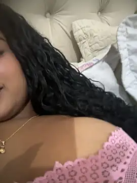 Snapshot of bianca090 chatting on October 25, 6:54 am bianca090 online show from October 25, 6:54 am