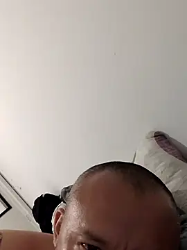 ScuffingBungalow online show from September 25, 4:05 am