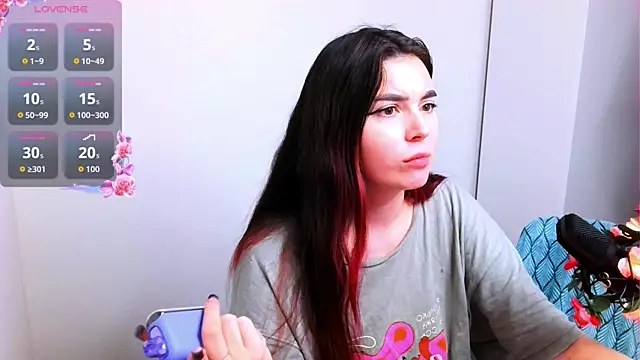 peachyness online show from November 25, 3:45 pm