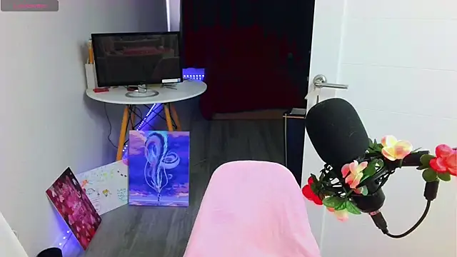 peachyness online show from June 26, 1:37 pm