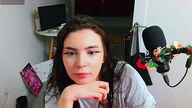 peachyness online show from June 30, 12:55 am