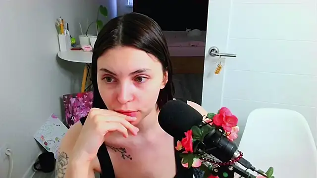 peachyness online show from July 20, 5:37 pm
