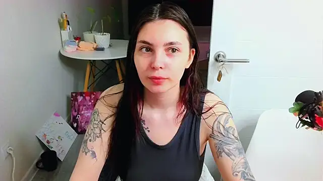 peachyness online show from July 27, 8:05 pm