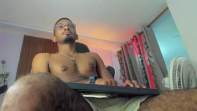 Darwin mayo online show from February 14, 5:32 pm