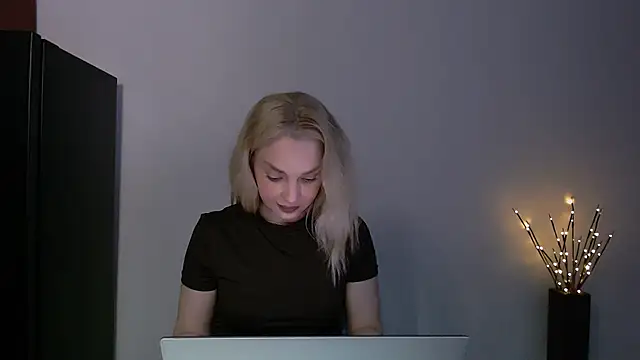 Lia noo regrets online show from May 30, 4:04 pm