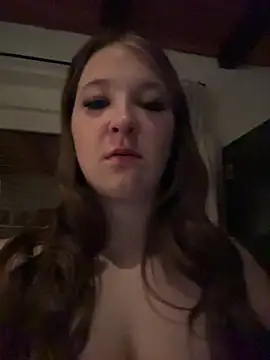 SweetTeenGirl online show from December 3, 5:26 am