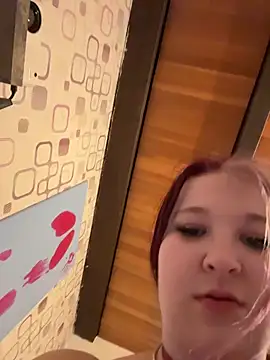 SweetTeenGirl online show from February 12, 6:47 pm