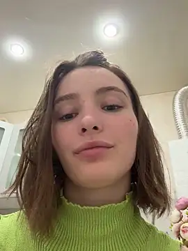 ZariaFlame online show from April 4, 10:29 pm