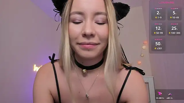 Snapshot of DanaCandy chatting on March 12, 10:50 pm DanaCandy online show from March 12, 10:50 pm