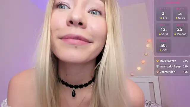 Snapshot of DanaCandy chatting on March 20, 10:51 pm DanaCandy online show from March 20, 10:51 pm