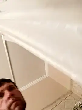 discrCs online show from February 19, 5:03 am