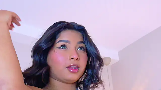 Snapshot of LanaRozz chatting on March 5, 7:32 pm LanaRozz online show from March 5, 7:32 pm