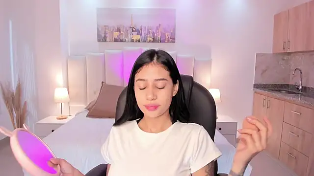 miranda crawfor online show from October 31, 12:39 pm