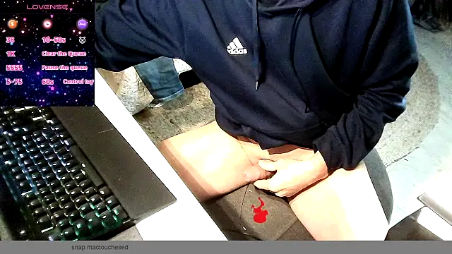 Snapshot of french_male_whore@xh chatting on October 14, 7:20 am french male whorexh online show from October 14, 7:20 am