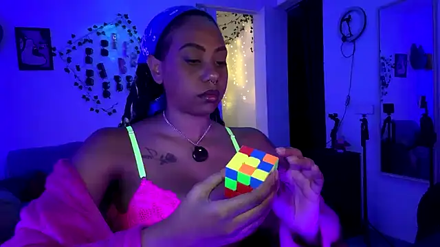 Snapshot of anasasuga chatting on October 8, 1:03 am anasasuga online show from October 8, 1:03 am