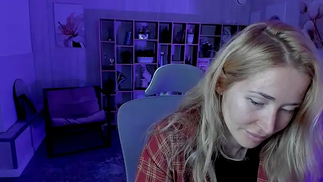 AstraMonroe online show from September 21, 10:39 am