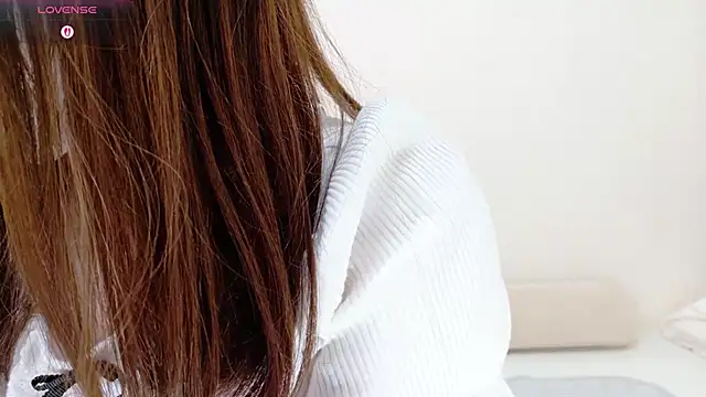 mana-chan online show from September 21, 8:49 am