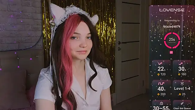 AnimeAlica18 online show from December 4, 2:32 am