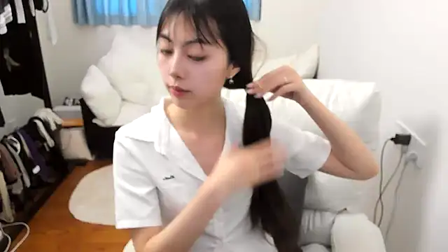 xuannv0000 online show from September 25, 8:29 am