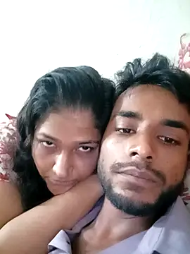 Snapshot of Hotty-couple063 chatting on September 11, 11:32 am Hotty-couple063 online show from September 11, 11:32 am