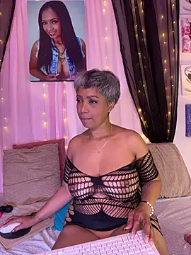 skarlleth 11 online show from November 20, 2:06 pm