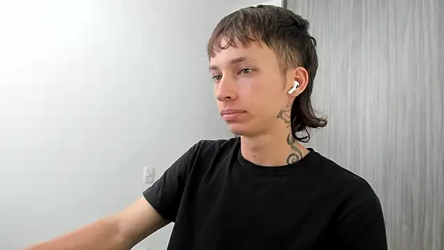 spacehumanz online show from March 4, 9:32 pm