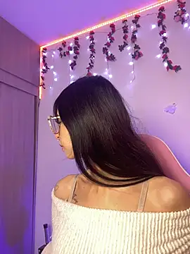 Lia  1 online show from January 16, 12:36 am