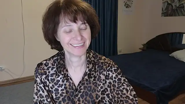 Lia Tito online show from November 29, 6:16 am