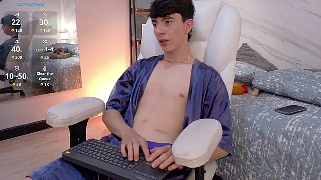 mathias saenz online show from March 24, 7:41 pm