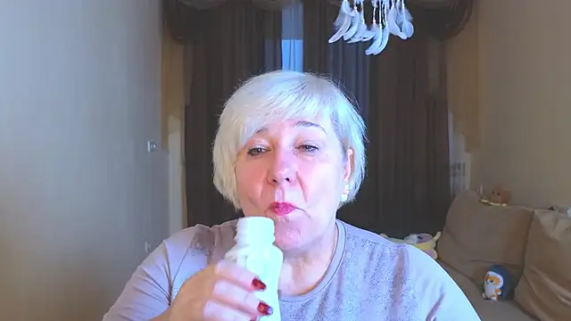 Milana Milky online show from November 24, 5:07 am