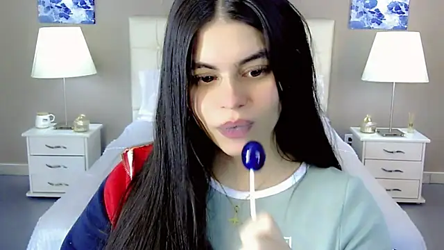 maddissonivanova online show from September 19, 10:10 pm