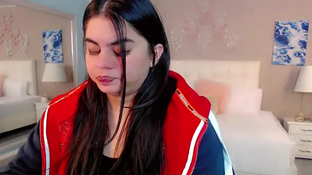 maddissonivanova online show from March 8, 7:06 pm