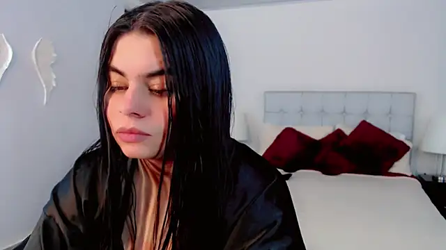 maddissonivanova online show from March 22, 7:17 pm