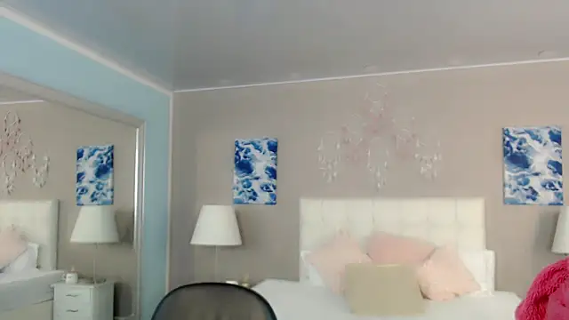 maddissonivanova online show from March 26, 7:08 pm