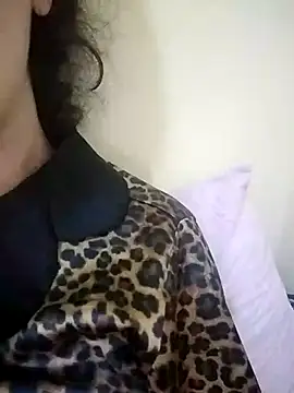 Snapshot of Miss-Lynda chatting on March 26, 4:40 am Miss-Lynda online show from March 26, 4:40 am