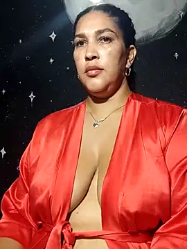 Snapshot of Ivy_horse_ chatting on April 14, 2:06 am Ivy horse online show from April 14, 2:06 am