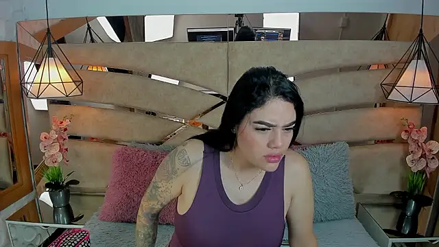 Snapshot of pamemiller1 chatting on February 14, 11:07 am pamemiller1 online show from February 14, 11:07 am