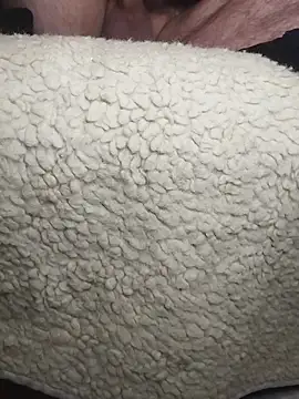 peepformance online show from December 18, 7:36 am