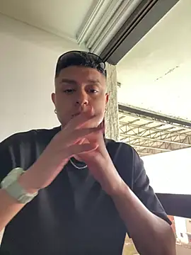 Snapshot of ANGELOGAO chatting on February 23, 12:57 pm ANGELOGAO online show from February 23, 12:57 pm