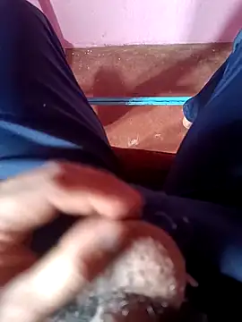 Snapshot of Hunter_ind123 chatting on September 10, 6:35 am Hunter ind123 online show from September 10, 6:35 am