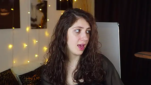 Snapshot of Mary_Miiller chatting on November 27, 9:55 am Mary Miiller online show from November 27, 9:55 am