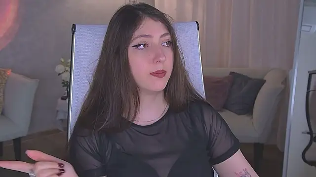 Mary Miiller online show from March 25, 9:59 am