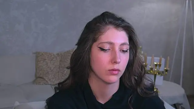 Mary Miiller online show from June 3, 2:33 pm